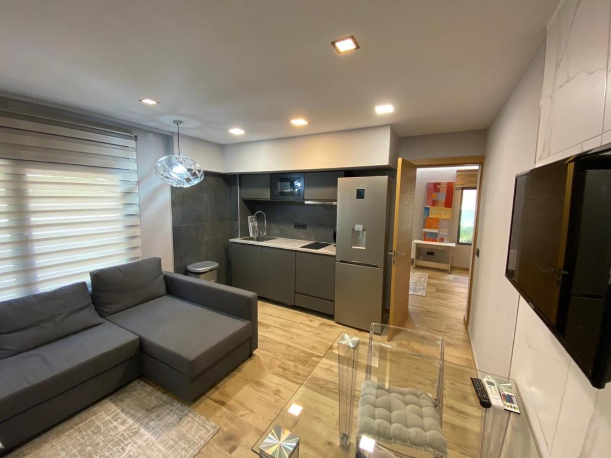 Tomas Apartamentos Sagaro Sant Feliu de Guíxols Exterior foto